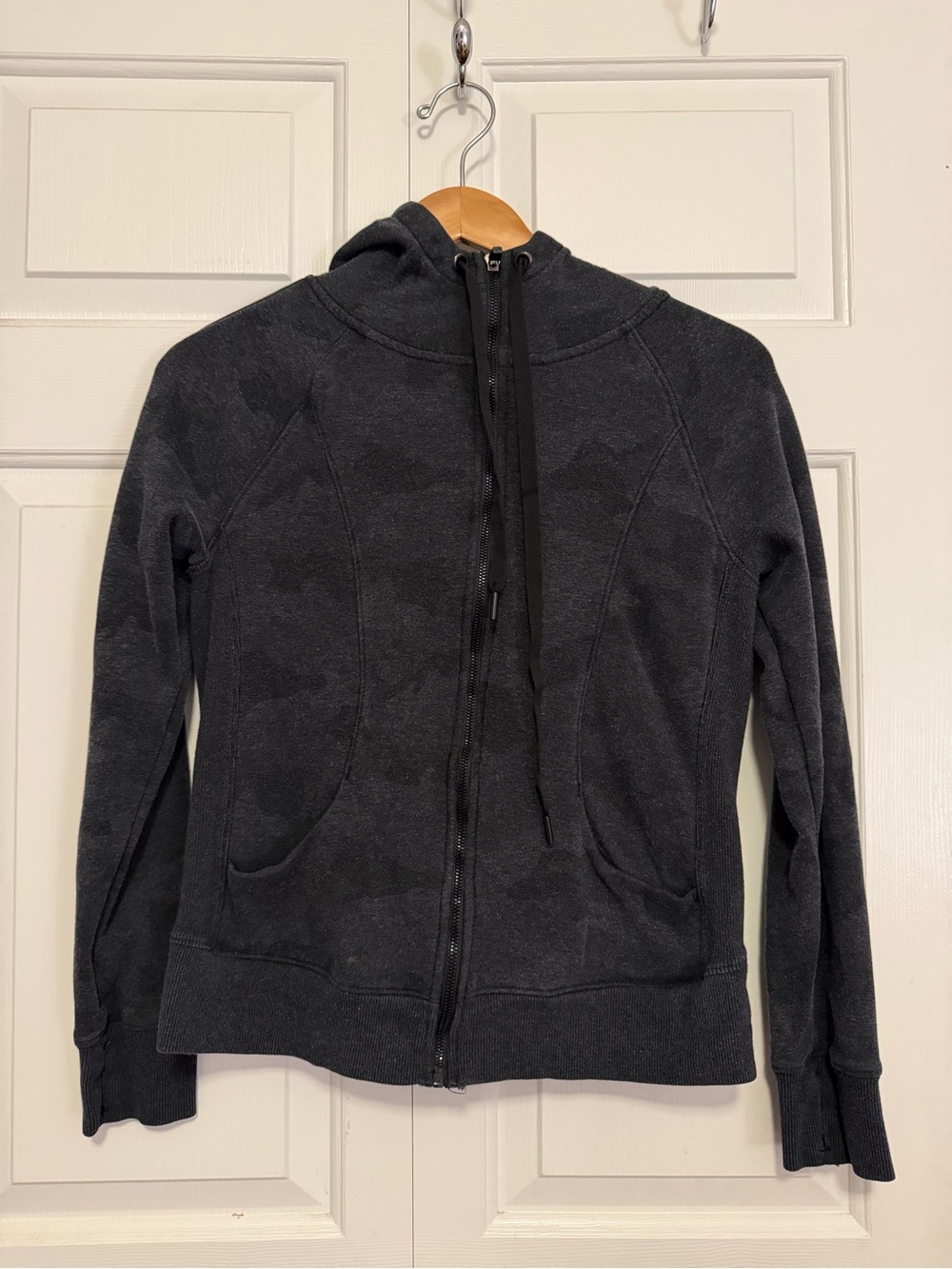 90 Degree By Reflex Women's Charcoal Gray Camo Zip-Up Hoodie